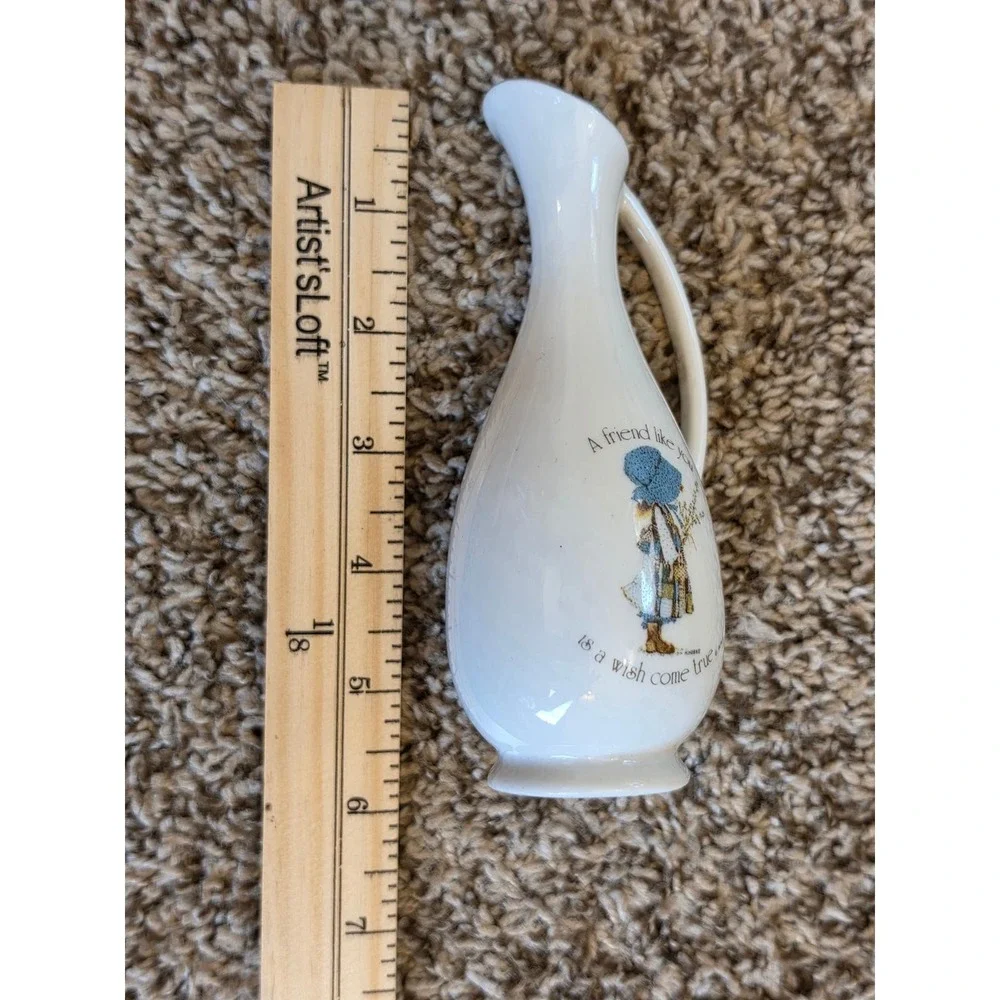 VTG Holly Hobbie Porcelain Vase Pitcher A Friend Like You Is A Wish Come True